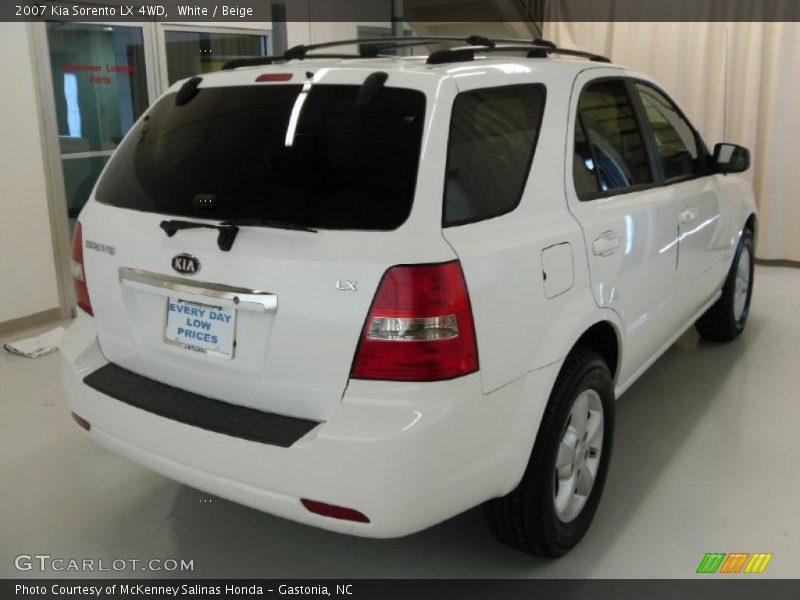 White / Beige 2007 Kia Sorento LX 4WD
