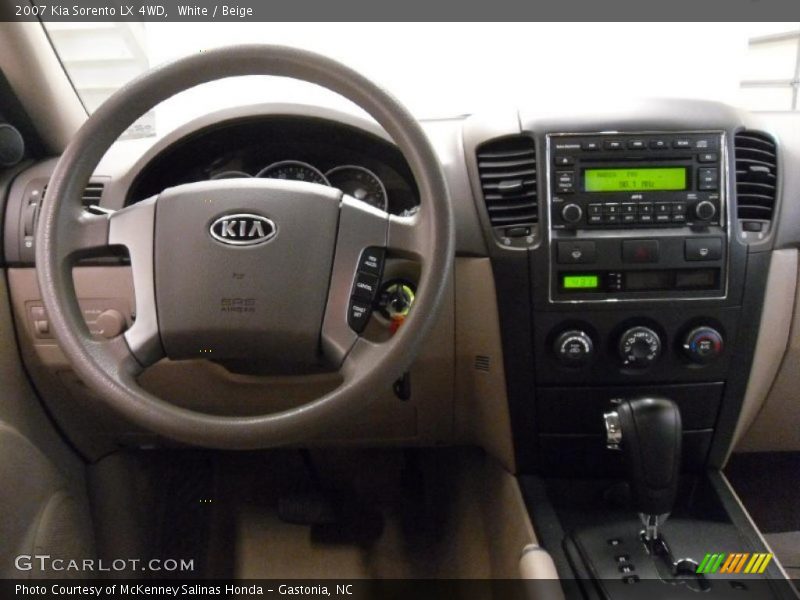 White / Beige 2007 Kia Sorento LX 4WD