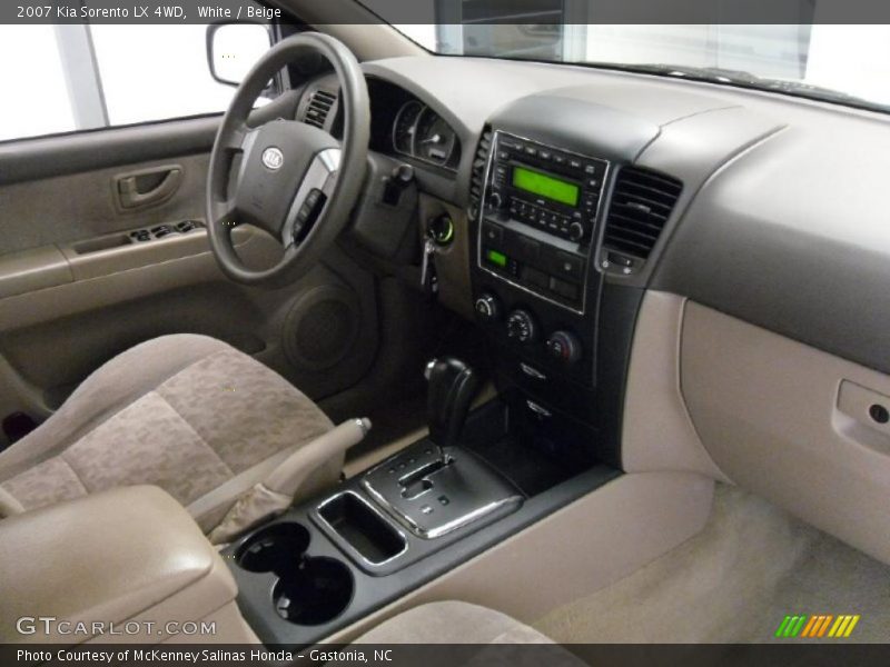 White / Beige 2007 Kia Sorento LX 4WD
