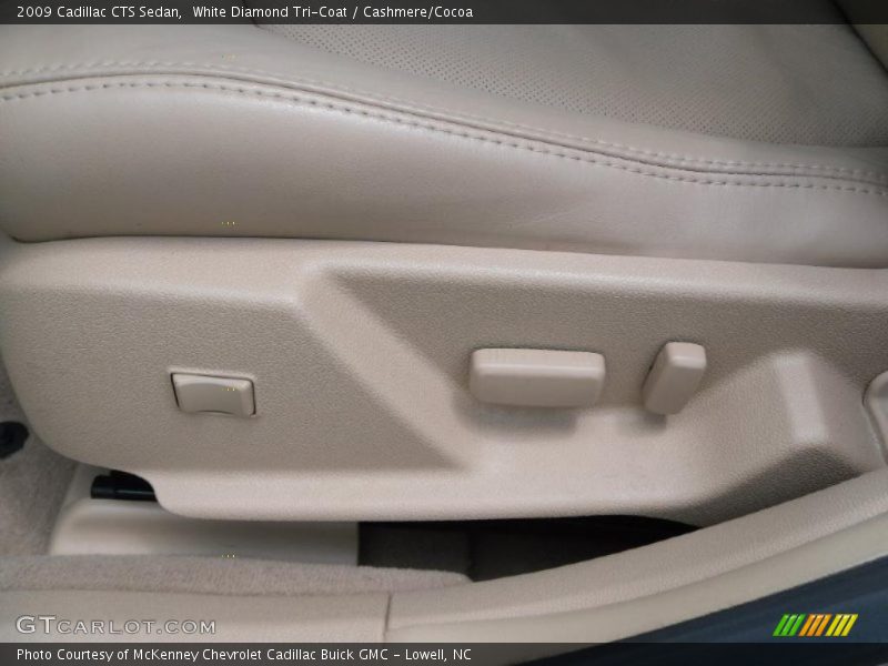 White Diamond Tri-Coat / Cashmere/Cocoa 2009 Cadillac CTS Sedan