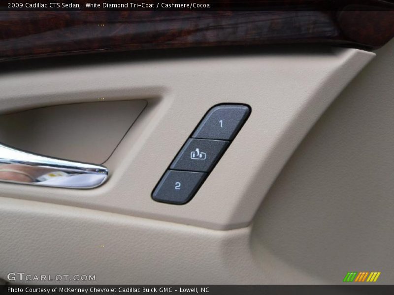 White Diamond Tri-Coat / Cashmere/Cocoa 2009 Cadillac CTS Sedan