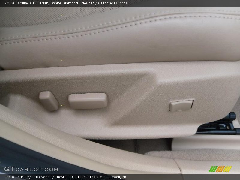 White Diamond Tri-Coat / Cashmere/Cocoa 2009 Cadillac CTS Sedan