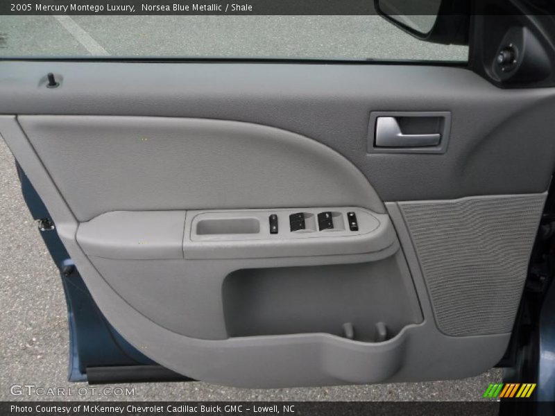 Norsea Blue Metallic / Shale 2005 Mercury Montego Luxury