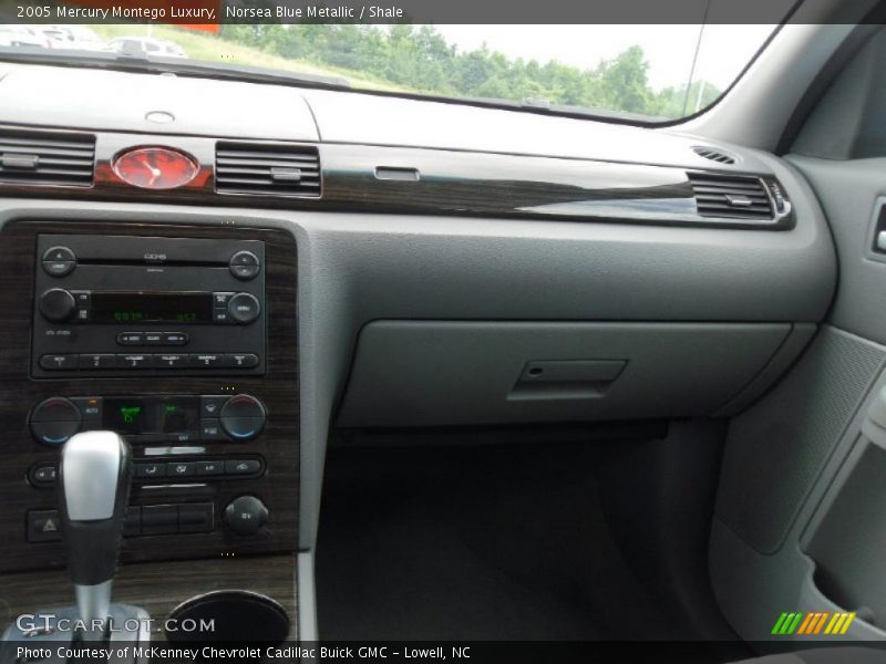Norsea Blue Metallic / Shale 2005 Mercury Montego Luxury