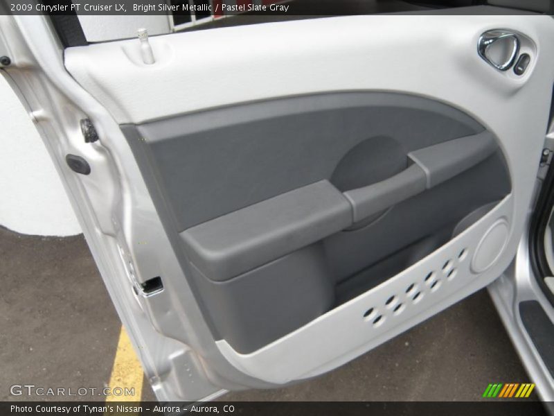 Bright Silver Metallic / Pastel Slate Gray 2009 Chrysler PT Cruiser LX