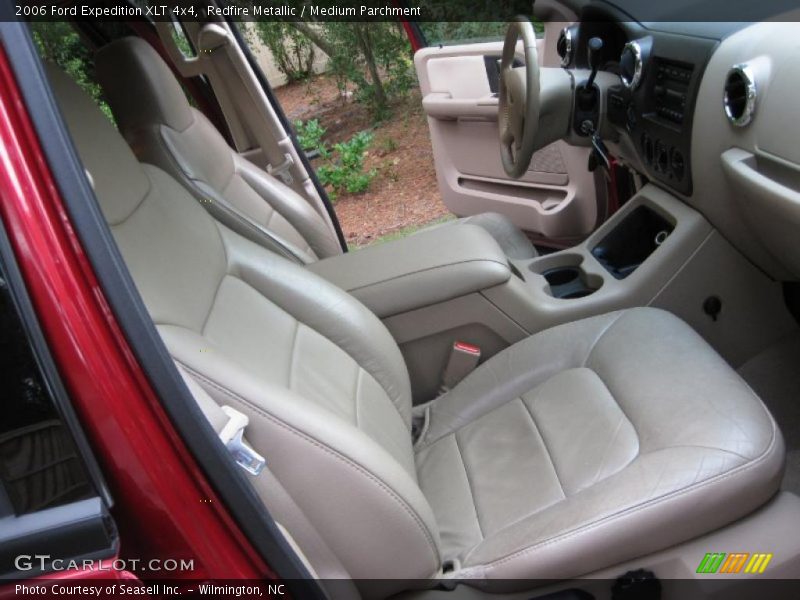 Redfire Metallic / Medium Parchment 2006 Ford Expedition XLT 4x4