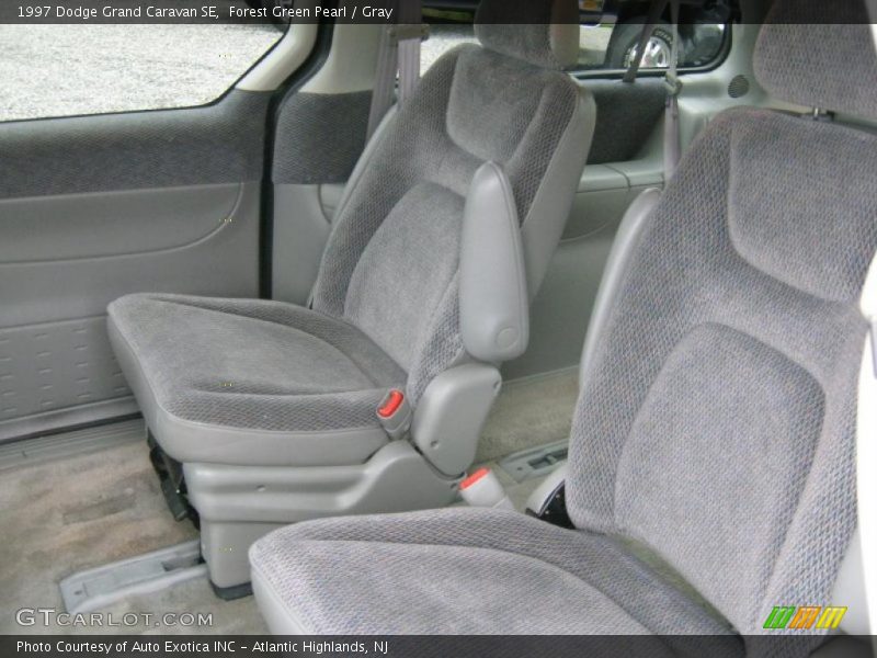 Forest Green Pearl / Gray 1997 Dodge Grand Caravan SE