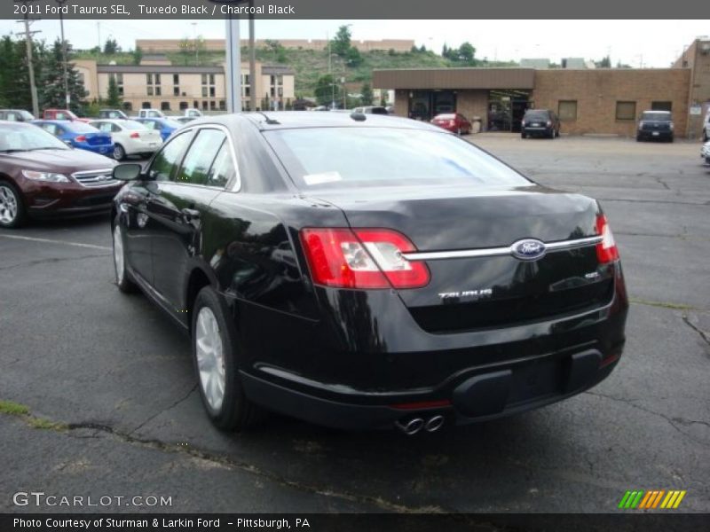 Tuxedo Black / Charcoal Black 2011 Ford Taurus SEL