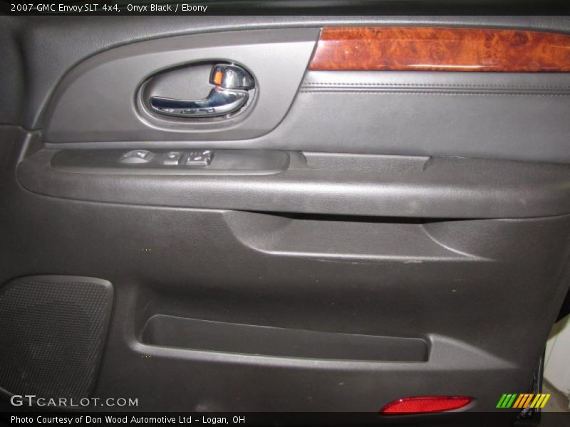 Onyx Black / Ebony 2007 GMC Envoy SLT 4x4