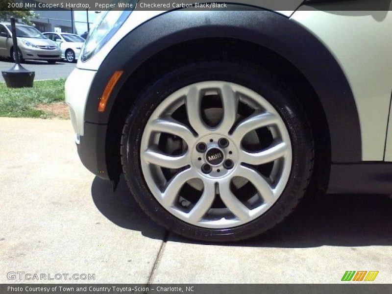 Pepper White / Checkered Carbon Black/Black 2008 Mini Cooper S Hardtop