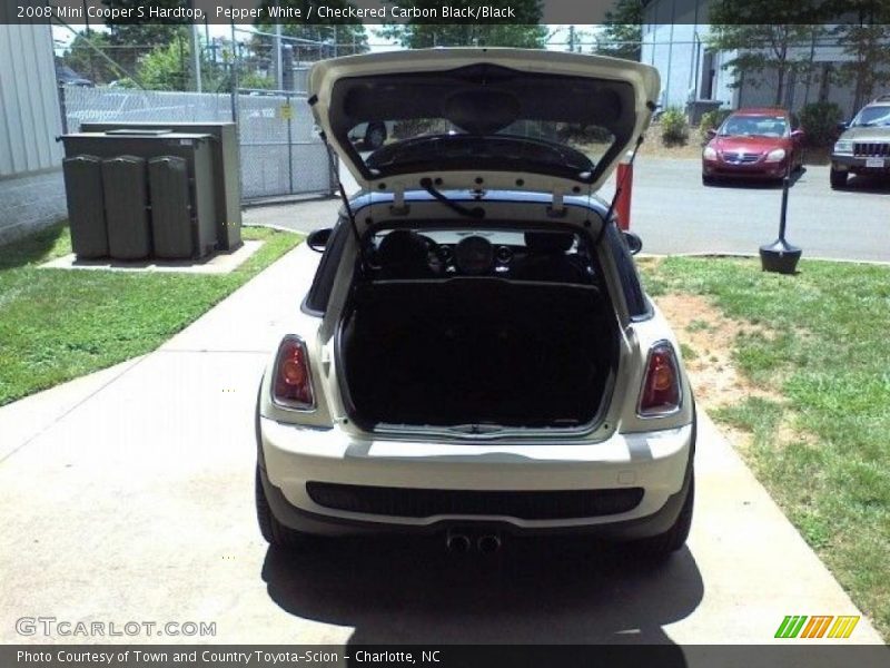 Pepper White / Checkered Carbon Black/Black 2008 Mini Cooper S Hardtop