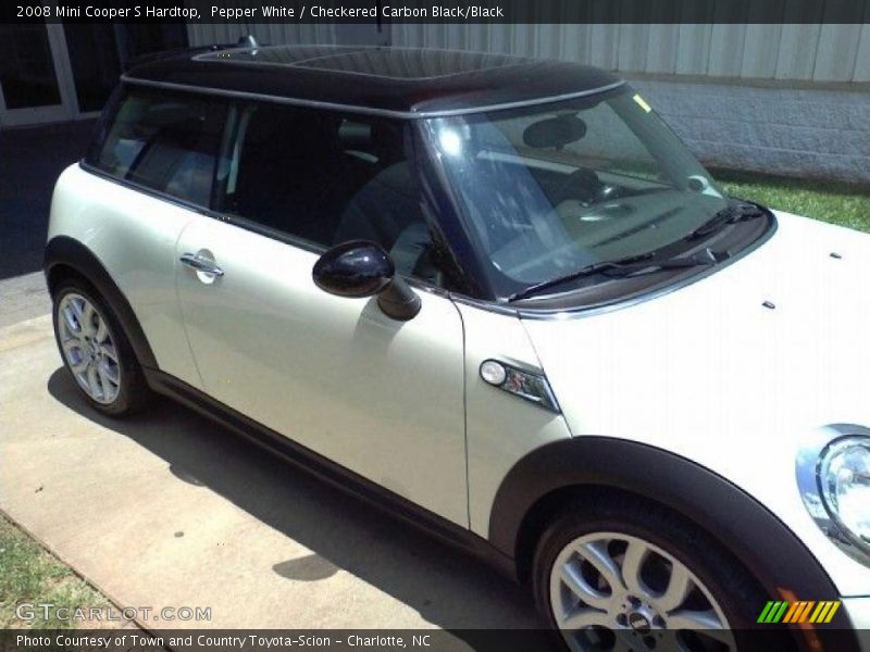 Pepper White / Checkered Carbon Black/Black 2008 Mini Cooper S Hardtop