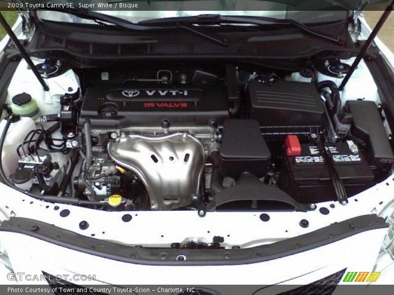 Super White / Bisque 2009 Toyota Camry SE