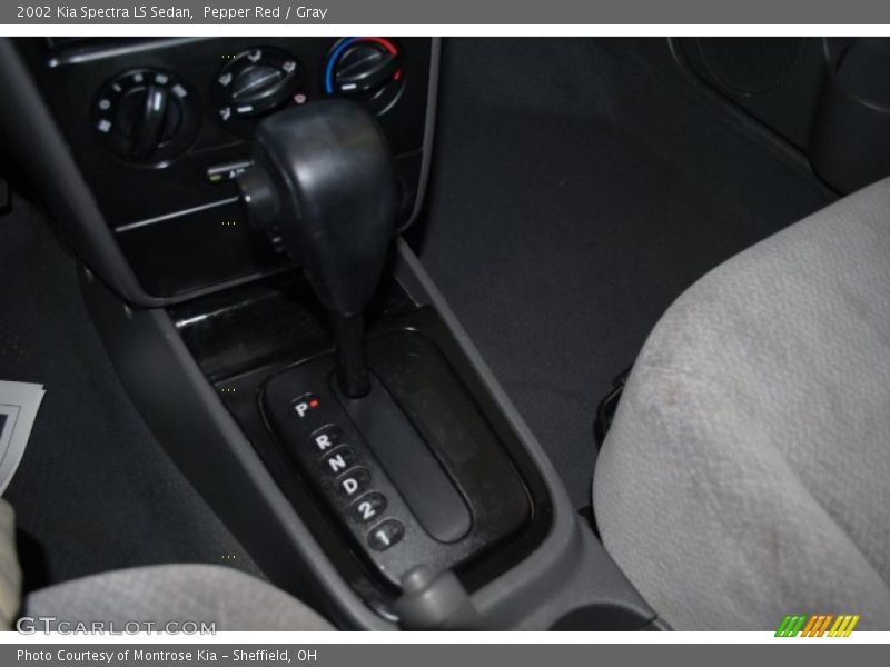 Pepper Red / Gray 2002 Kia Spectra LS Sedan