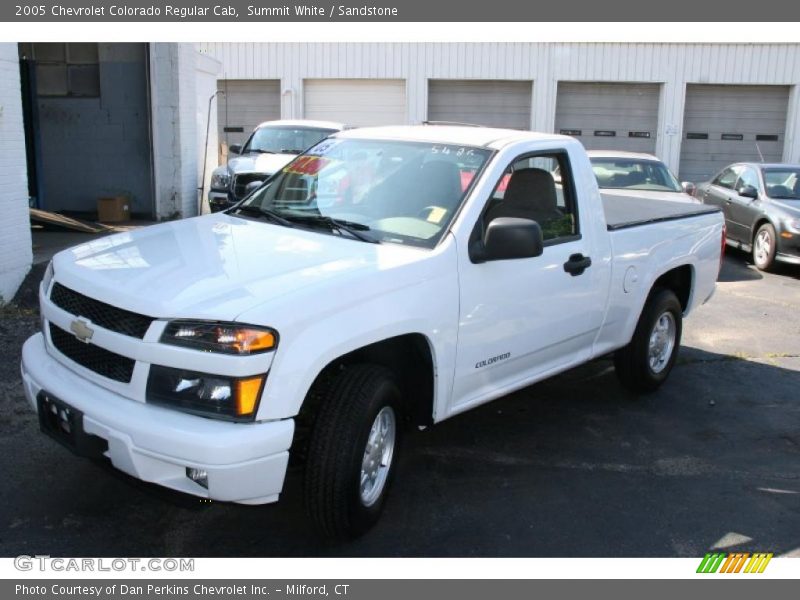 Summit White / Sandstone 2005 Chevrolet Colorado Regular Cab