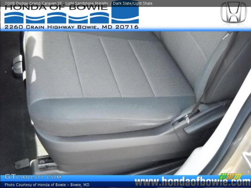 Light Sandstone Metallic / Dark Slate/Light Shale 2008 Dodge Grand Caravan SE