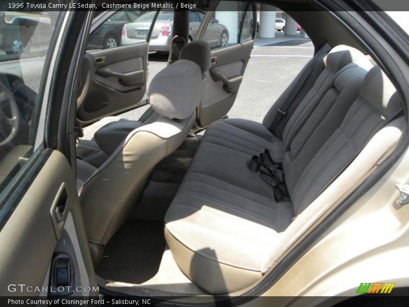 Cashmere Beige Metallic / Beige 1996 Toyota Camry LE Sedan