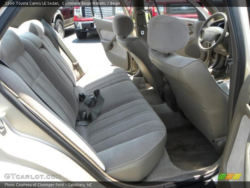 Cashmere Beige Metallic / Beige 1996 Toyota Camry LE Sedan