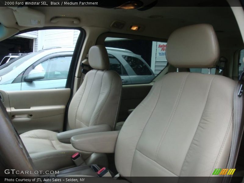 Black / Medium Parchment 2000 Ford Windstar SEL