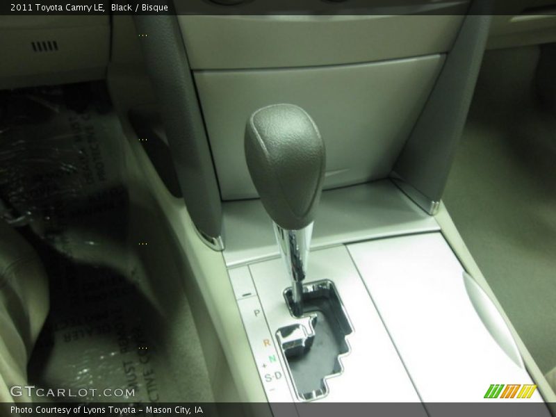 Black / Bisque 2011 Toyota Camry LE