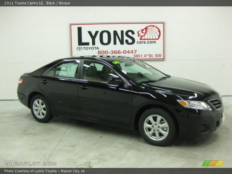 Black / Bisque 2011 Toyota Camry LE