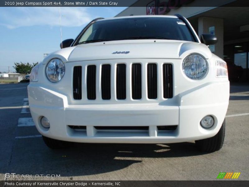 Stone White / Dark Slate Gray 2010 Jeep Compass Sport 4x4