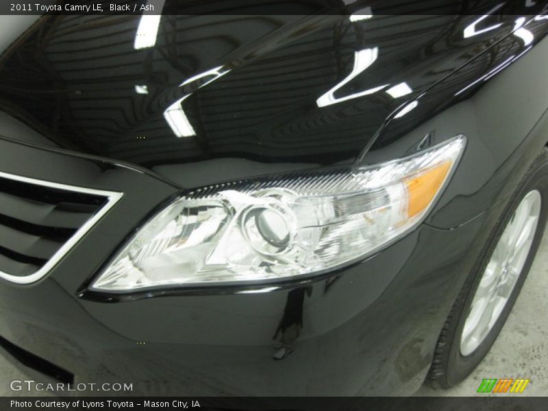 Black / Ash 2011 Toyota Camry LE