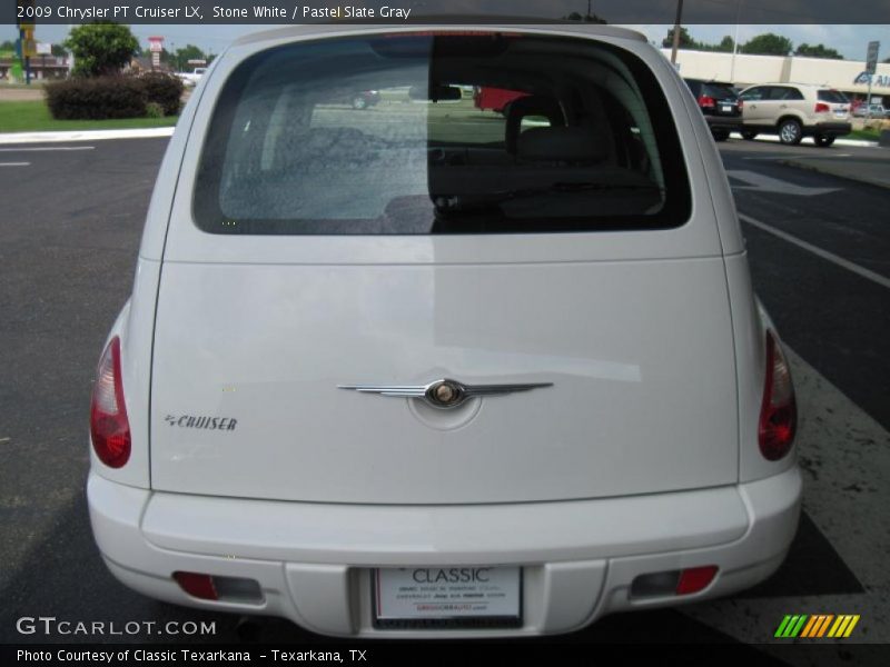 Stone White / Pastel Slate Gray 2009 Chrysler PT Cruiser LX