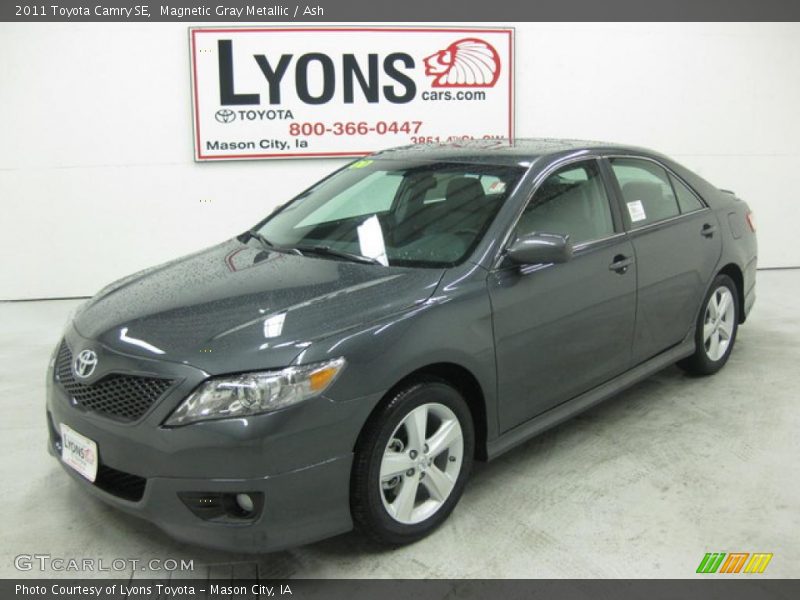 Magnetic Gray Metallic / Ash 2011 Toyota Camry SE