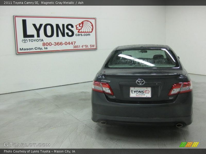 Magnetic Gray Metallic / Ash 2011 Toyota Camry SE