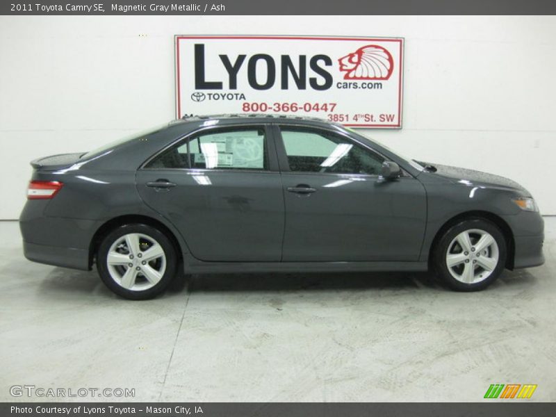 Magnetic Gray Metallic / Ash 2011 Toyota Camry SE