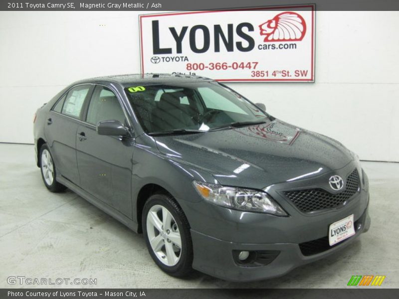 Magnetic Gray Metallic / Ash 2011 Toyota Camry SE