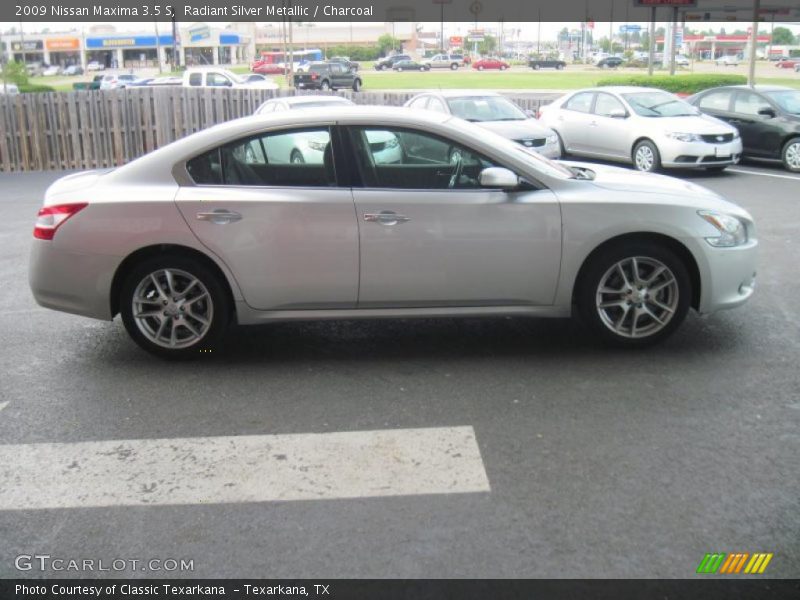 Radiant Silver Metallic / Charcoal 2009 Nissan Maxima 3.5 S