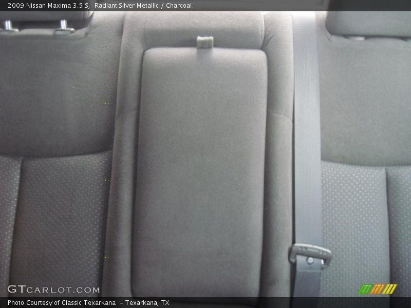 Radiant Silver Metallic / Charcoal 2009 Nissan Maxima 3.5 S