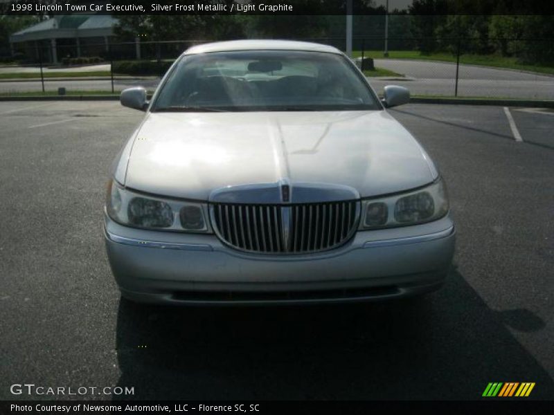 Silver Frost Metallic / Light Graphite 1998 Lincoln Town Car Executive
