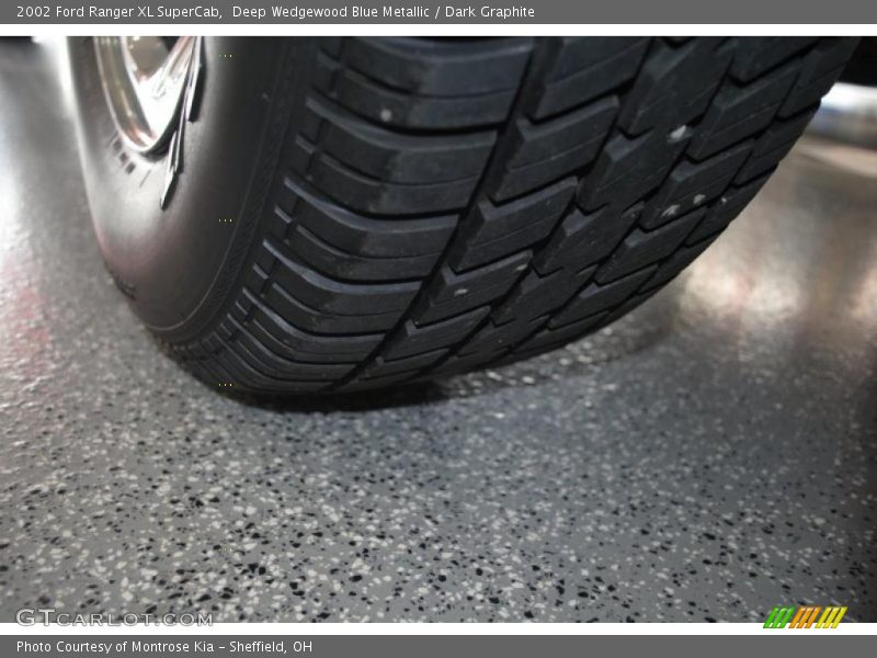 Deep Wedgewood Blue Metallic / Dark Graphite 2002 Ford Ranger XL SuperCab