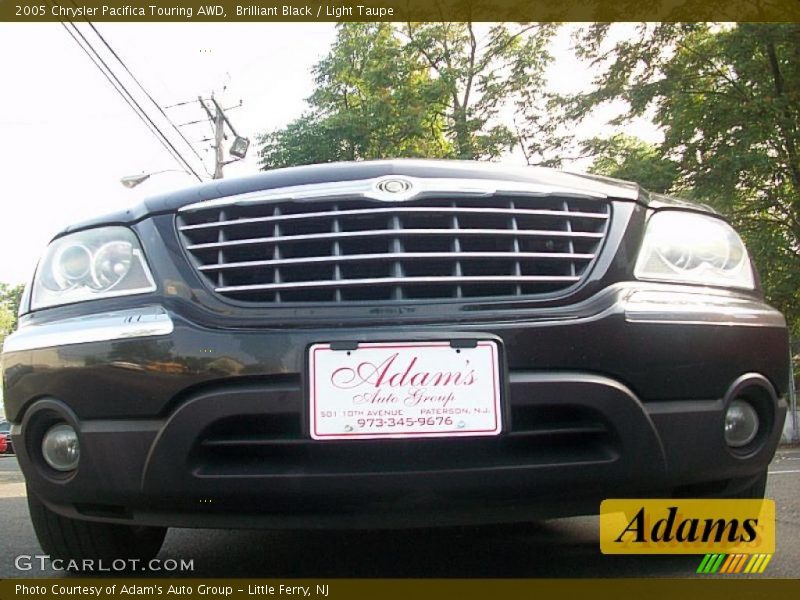 Brilliant Black / Light Taupe 2005 Chrysler Pacifica Touring AWD