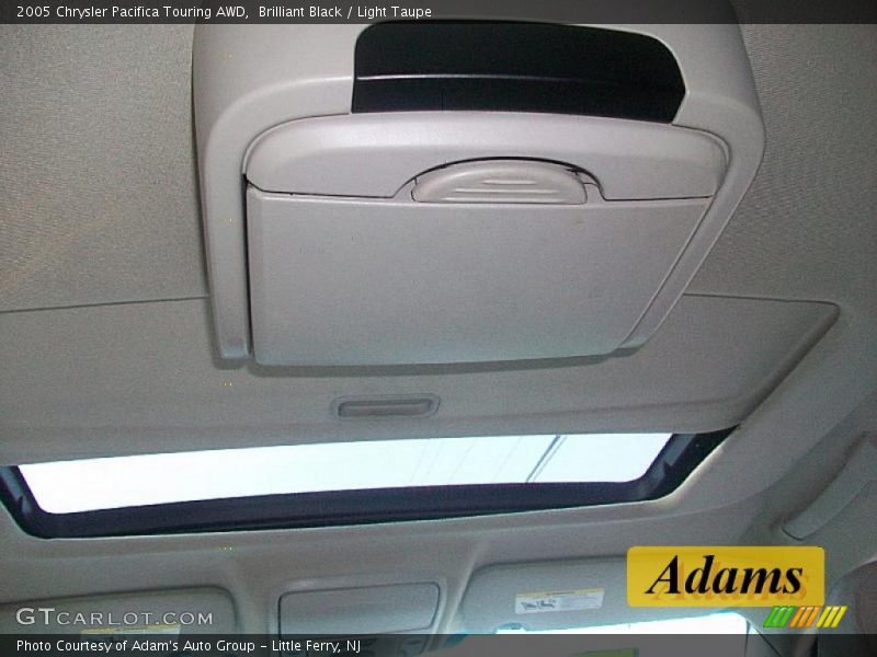 Brilliant Black / Light Taupe 2005 Chrysler Pacifica Touring AWD