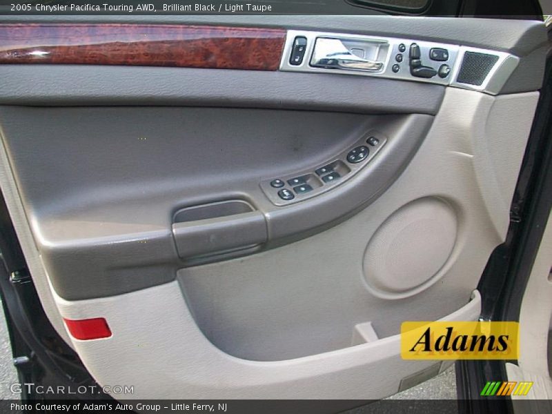 Brilliant Black / Light Taupe 2005 Chrysler Pacifica Touring AWD