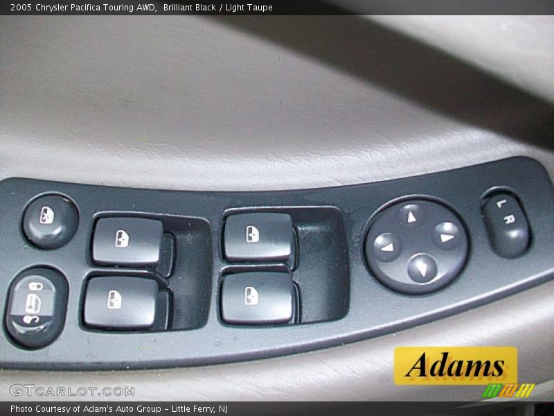 Brilliant Black / Light Taupe 2005 Chrysler Pacifica Touring AWD