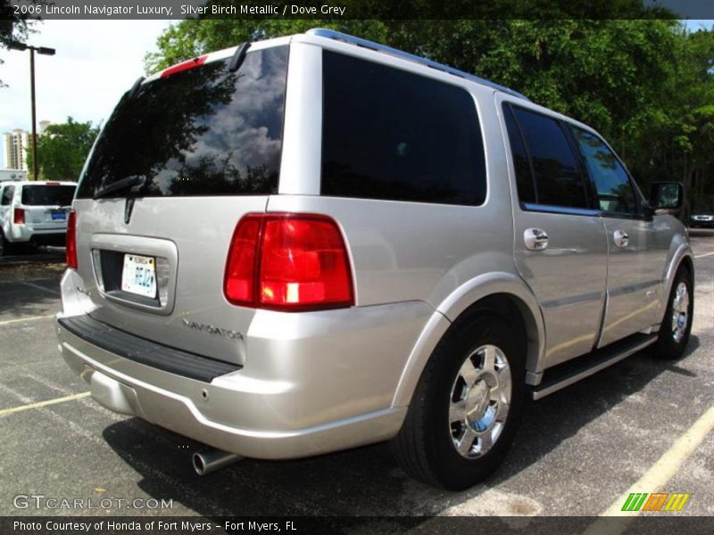 Silver Birch Metallic / Dove Grey 2006 Lincoln Navigator Luxury