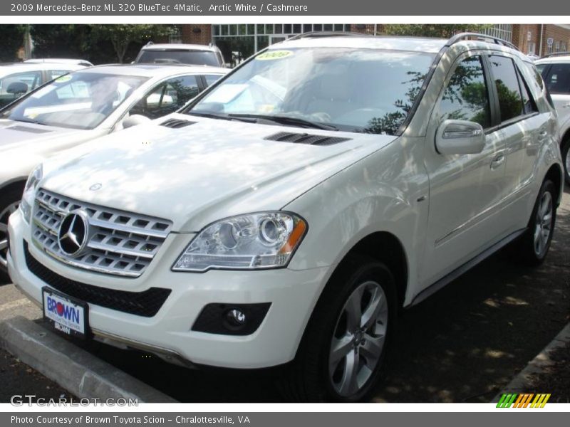 Arctic White / Cashmere 2009 Mercedes-Benz ML 320 BlueTec 4Matic