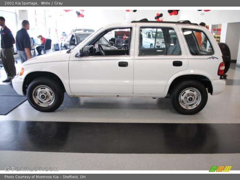 White / Gray 2001 Kia Sportage