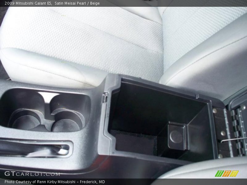 Satin Meisai Pearl / Beige 2009 Mitsubishi Galant ES