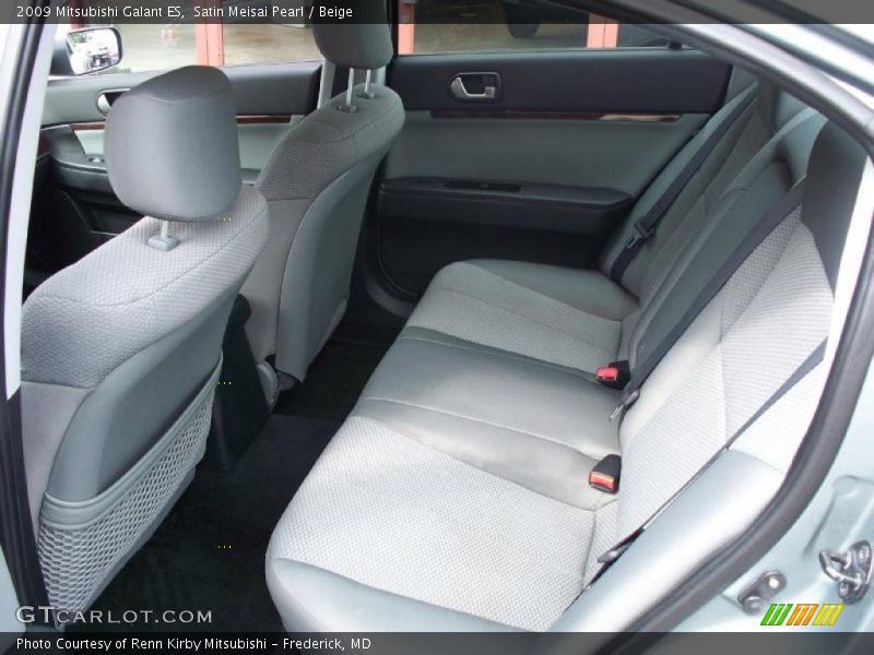 Satin Meisai Pearl / Beige 2009 Mitsubishi Galant ES