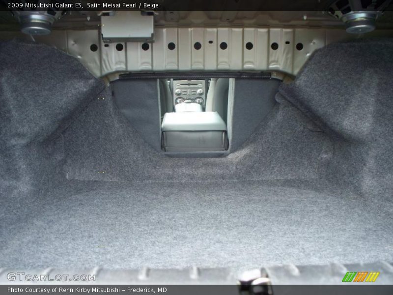 Satin Meisai Pearl / Beige 2009 Mitsubishi Galant ES