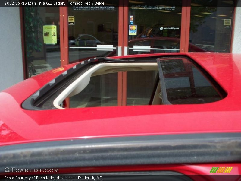 Tornado Red / Beige 2002 Volkswagen Jetta GLS Sedan