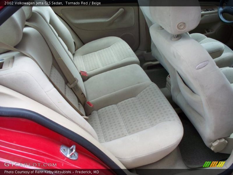Tornado Red / Beige 2002 Volkswagen Jetta GLS Sedan