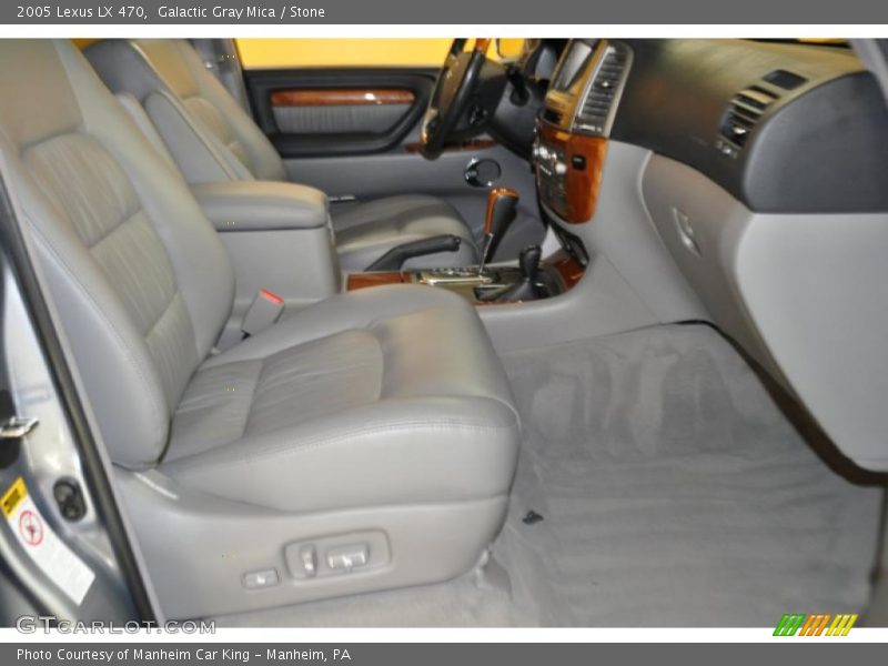 Galactic Gray Mica / Stone 2005 Lexus LX 470