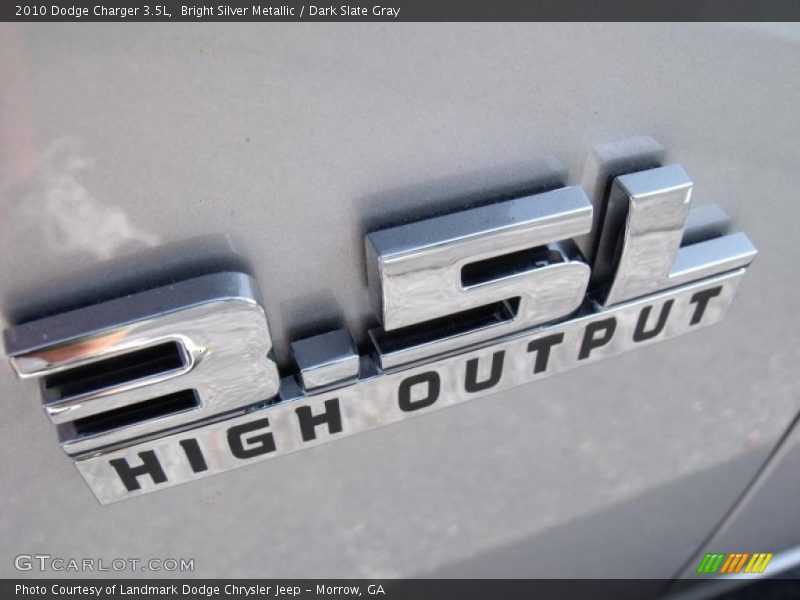 Bright Silver Metallic / Dark Slate Gray 2010 Dodge Charger 3.5L